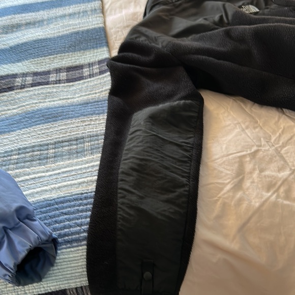 The North Face Denali ladies jacket size Large in Black - Picture 8 of 8